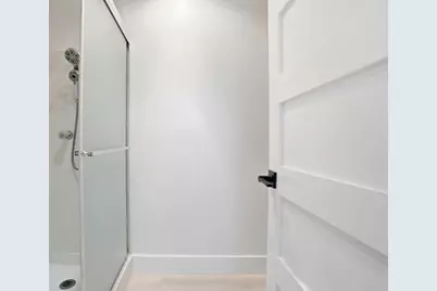 2768 Sherwood Avenue #B, Modesto, CA 95350 - Photo 21