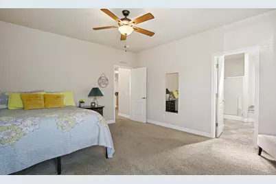 Village Green Drive, Sacramento, CA 95838 - Photo 19