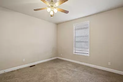 Village Green Drive, Sacramento, CA 95838 - Photo 25