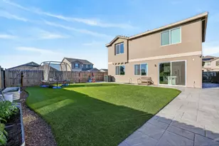 8285 Courage Dr, Sacramento, CA 95829 - Photo 39