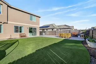 8285 Courage Dr, Sacramento, CA 95829 - Photo 37