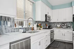 2821 Rogue River Cir, West Sacramento, CA 95691 - Photo 19