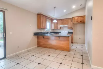 4802 Bandalin Way, Sacramento, CA 95823 - Photo 7