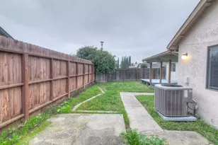 4802 Bandalin Way, Sacramento, CA 95823 - Photo 19