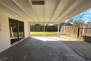 8271 Moorhaven Way, Sacramento, CA 95828 - Photo 17