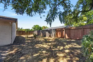 8721 Brigham Way, Sacramento, CA 95826 - Photo 29