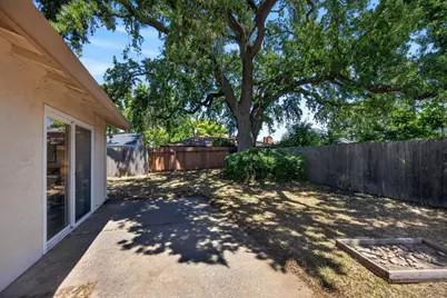 8721 Brigham Way, Sacramento, CA 95826 - Photo 27