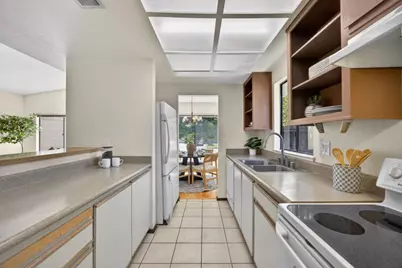 8721 Brigham Way, Sacramento, CA 95826 - Photo 15