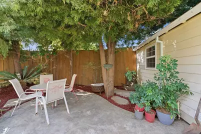 2664 18th Street, Sacramento, CA 95818 - Photo 37