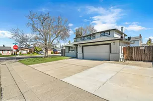 9578 Scarboro Pl, Stockton, CA 95209 - Photo 43