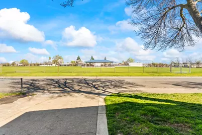 5450 73rd Street, Sacramento, CA 95820 - Photo 11