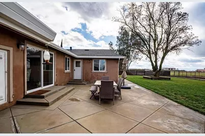 18393 Paradise Road, Tracy, CA 95304 - Photo 19