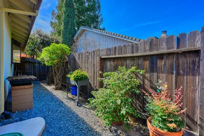 2535 Buckeye Drive, Rocklin, CA 95677 - Photo 19