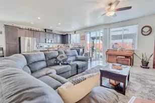 652 Pinelli Dr, Los Banos, CA 93635 - Photo 21