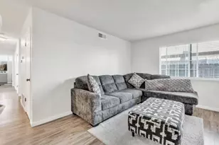 7517 Addison Way, Sacramento, CA 95822 - Photo 23