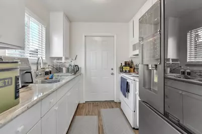 7517 Addison Way, Sacramento, CA 95822 - Photo 27