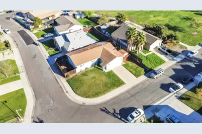 7517 Addison Way, Sacramento, CA 95822 - Photo 31