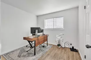 7517 Addison Way, Sacramento, CA 95822 - Photo 9