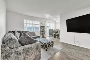 7517 Addison Way, Sacramento, CA 95822 - Photo 21