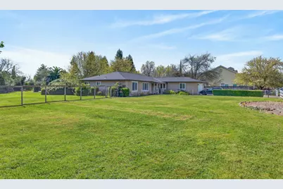 2455 Higgins Road, West Sacramento, CA 95691 - Photo 25