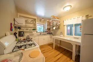 390 S Horseshoe Dr, Hathaway Pines, CA 95233 - Photo 17