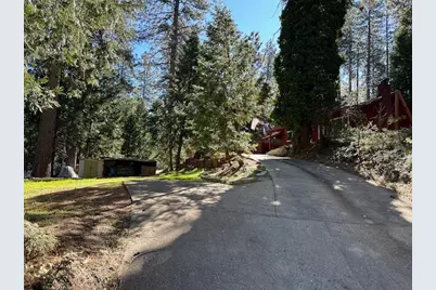 390 S Horseshoe Drive, Hathaway Pines, CA 95233 - Photo 27