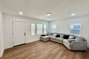 112 Woodrow Ave, Bakersfield, CA 93308 - Photo 3