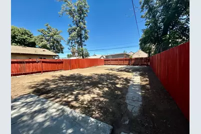 112 Woodrow Avenue, Bakersfield, CA 93308 - Photo 29