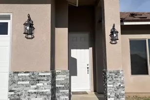 8230 Lake Shore Dr, Chowchilla, CA 93610 - Photo 3