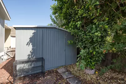 Schooner, Modesto, CA 95356 - Photo 33