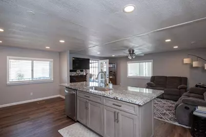 Schooner, Modesto, CA 95356 - Photo 9