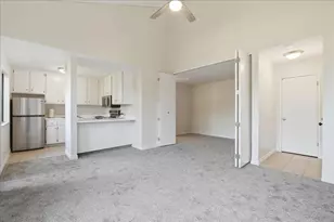 820 Woodside Ln, Sacramento, CA 95825 - Photo 9