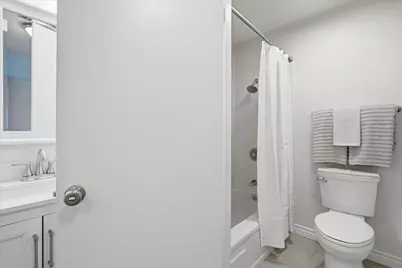 820 Woodside Lane #E.. 3, Sacramento, CA 95825 - Photo 19