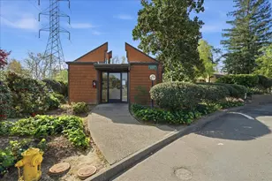 820 Woodside Ln, Sacramento, CA 95825 - Photo 21