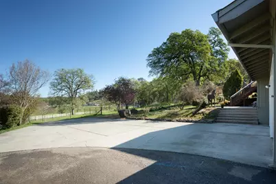 22801 Hidden Ranch Road, Auburn, CA 95602 - Photo 11