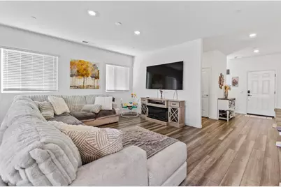 1257 Callison Way, Plumas Lake, CA 95961 - Photo 5