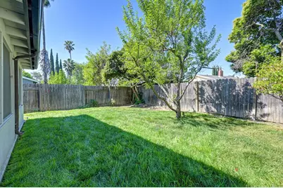 7326 Winnett Way, Sacramento, CA 95823 - Photo 35