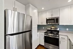 5201 Laguna Oaks Dr, Elk Grove, CA 95758 - Photo 7