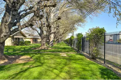 10803 Coloma Road #4, Rancho Cordova, CA 95670 - Photo 3