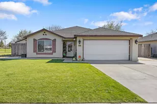 1915 Valley Spring Ave, Hanford, CA 93230 - Photo 1