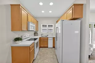 1728 27th St, Sacramento, CA 95816 - Photo 17