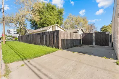 629 Oak Street, Roseville, CA 95678 - Photo 47