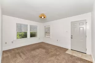 629 Oak St, Roseville, CA 95678 - Photo 11