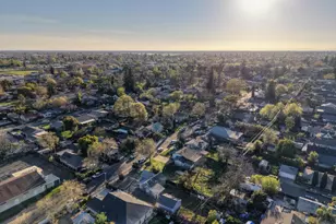 3813 23rd Ave, Sacramento, CA 95820 - Photo 47