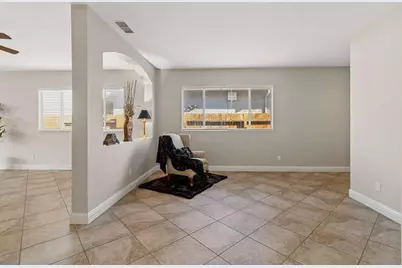 7945 Neyland Court, Sacramento, CA 95829 - Photo 7