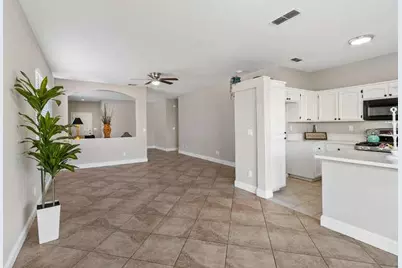 7945 Neyland Court, Sacramento, CA 95829 - Photo 15