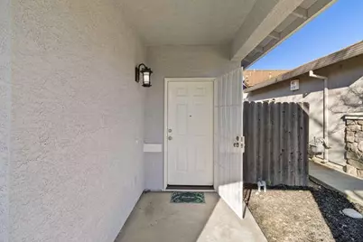 7945 Neyland Court, Sacramento, CA 95829 - Photo 3