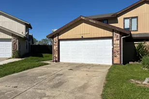 9328 Aizenberg Cir, Elk Grove, CA 95624 - Photo 27