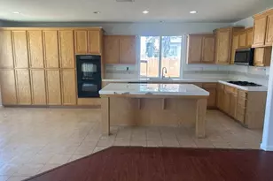 423 Pisa St, Los Banos, CA 93635 - Photo 9