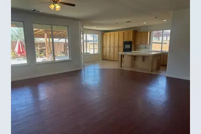 423 Pisa Street, Los Banos, CA 93635 - Photo 5